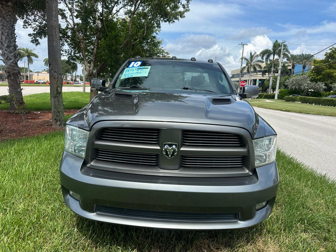 RAM 1500 2WD Reg Cab 120.5" Sport 2010