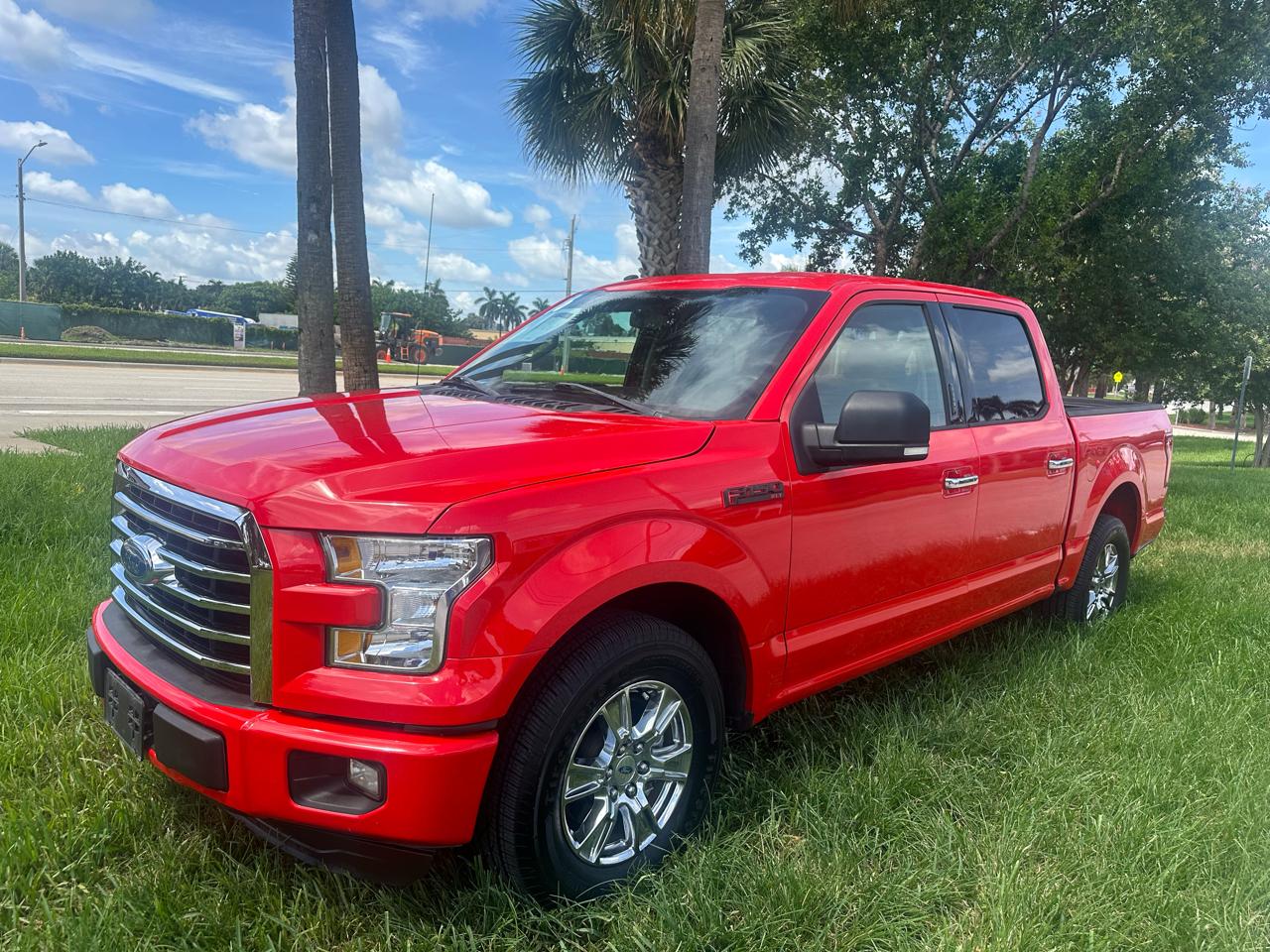 Ford F-150 2WD SuperCrew 150" XLT 2016