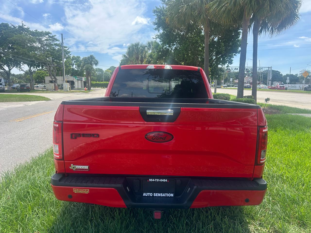 Ford F-150 2WD SuperCrew 150" XLT 2016