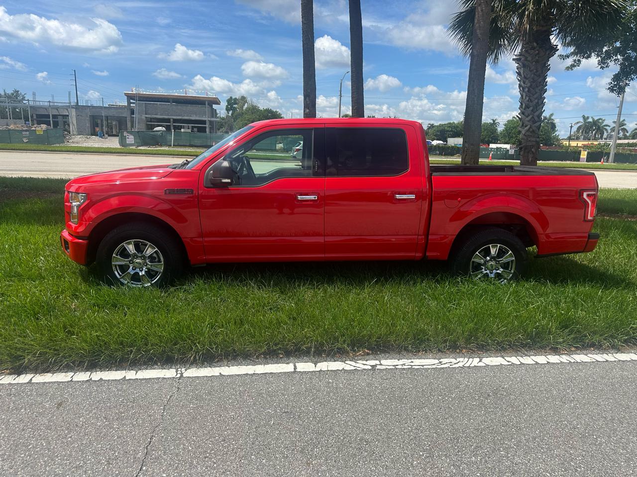 Ford F-150 2WD SuperCrew 150" XLT 2016