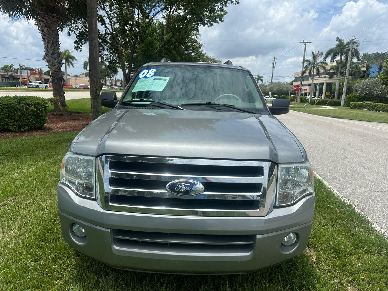 Ford Expedition XLT 2WD 2008