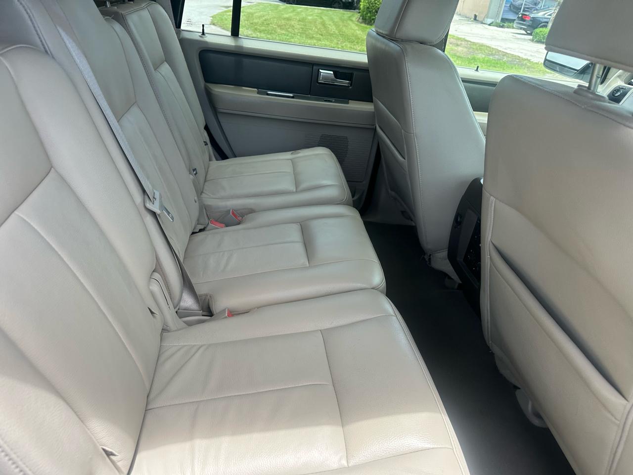Ford Expedition XLT 2WD 2008