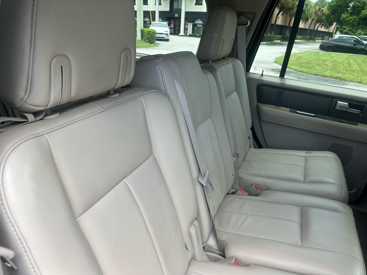 Ford Expedition XLT 2WD 2008