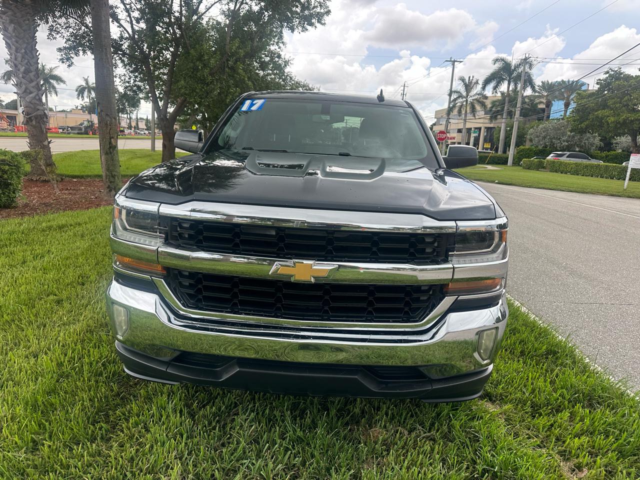 Chevrolet Silverado 1500 1LT Crew Cab 2WD 2017