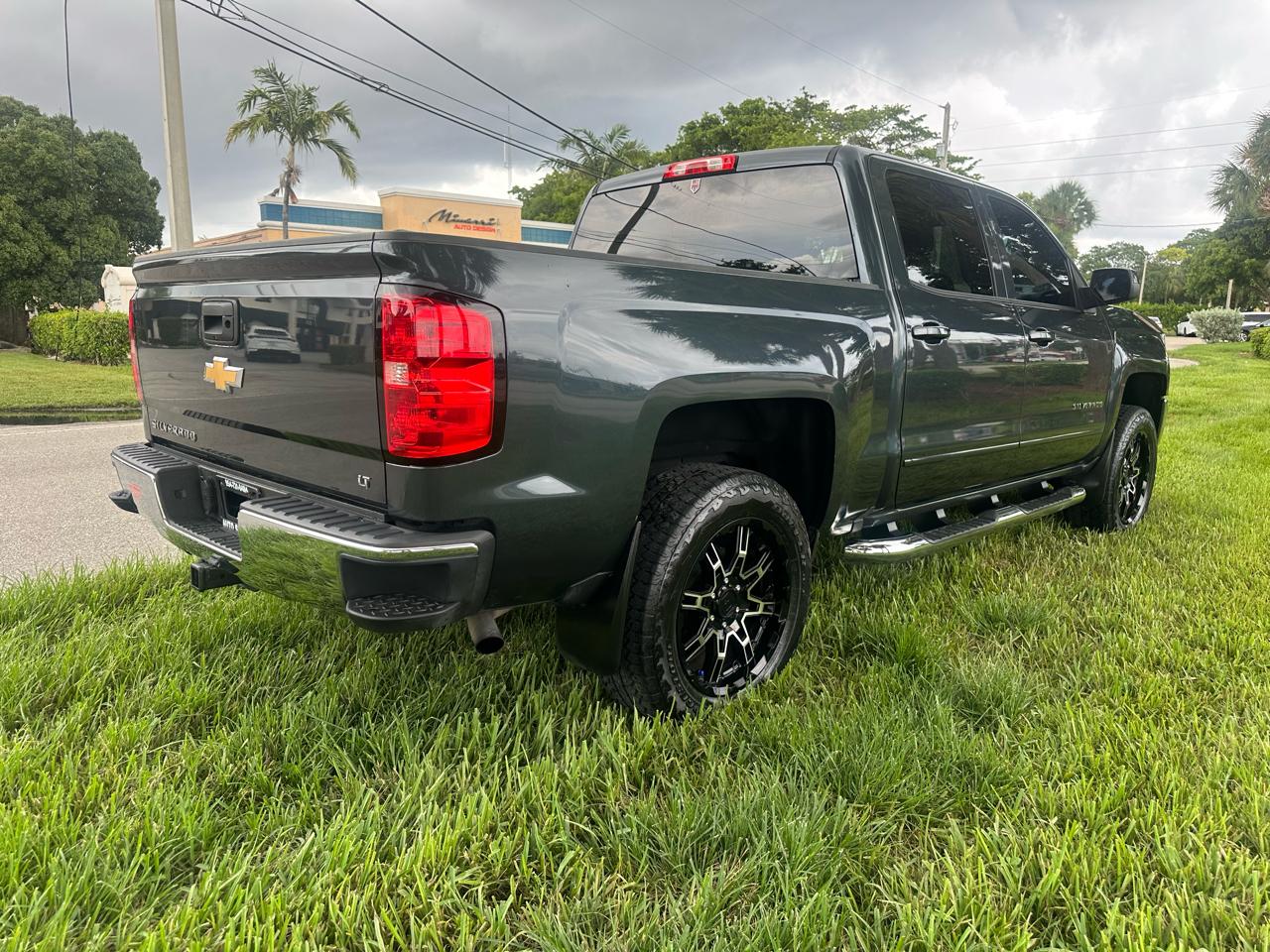 Chevrolet Silverado 1500 1LT Crew Cab 2WD 2017