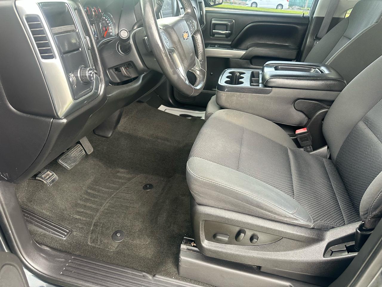 Chevrolet Silverado 1500 1LT Crew Cab 2WD 2017