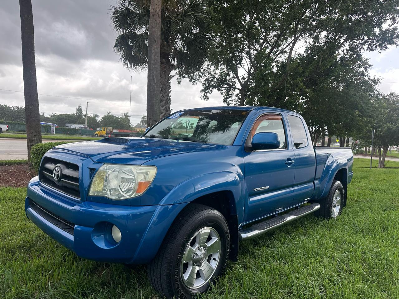 Toyota Tacoma PreRunner Access Cab V6 Manual 2WD 2005