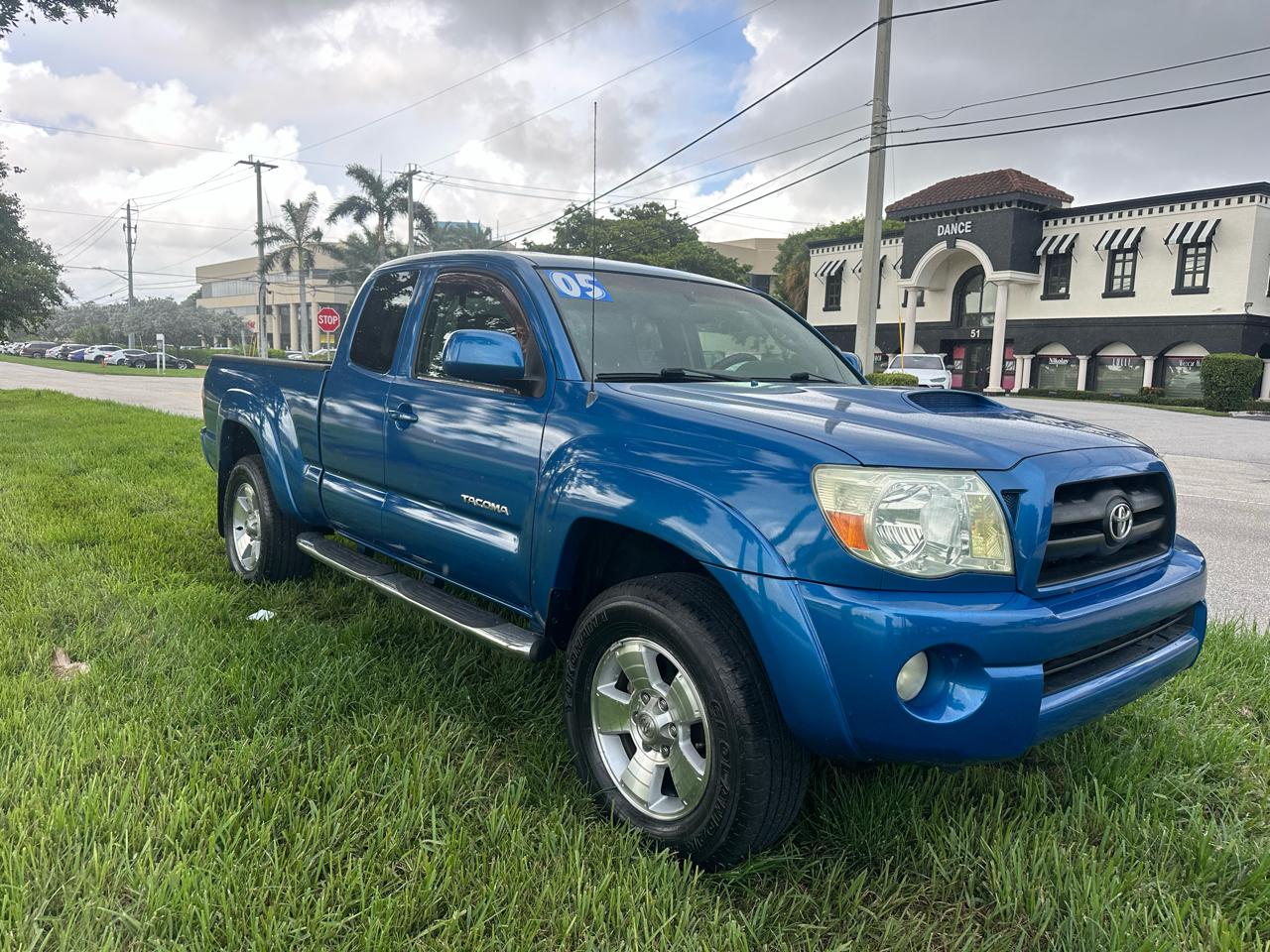 Toyota Tacoma PreRunner Access Cab V6 Manual 2WD 2005