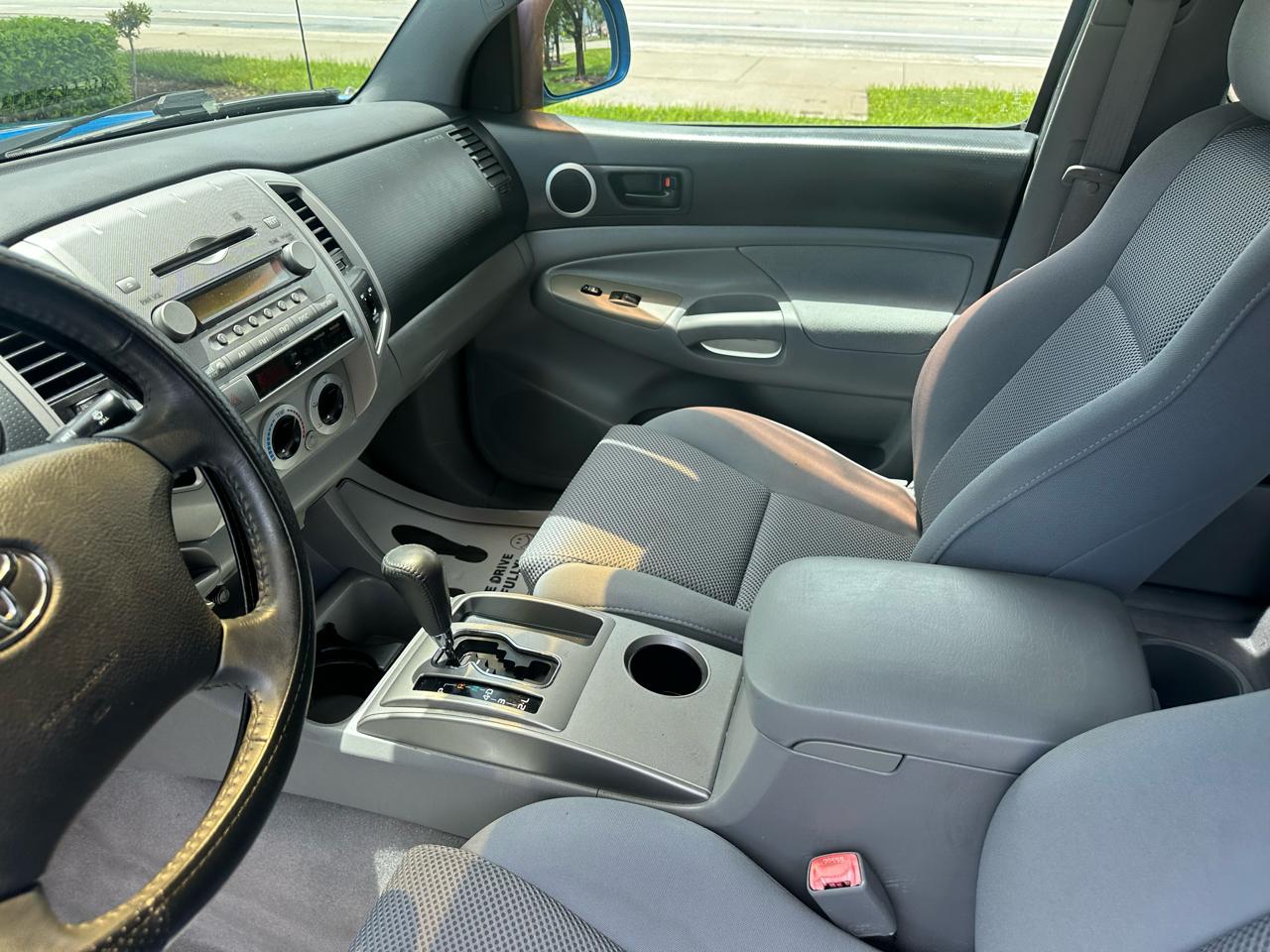 Toyota Tacoma PreRunner Access Cab V6 Manual 2WD 2005