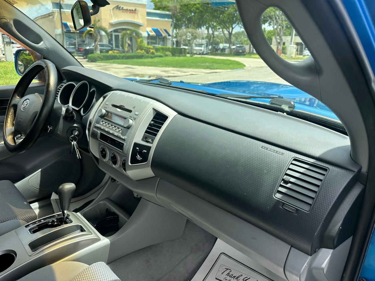 Toyota Tacoma PreRunner Access Cab V6 Manual 2WD 2005