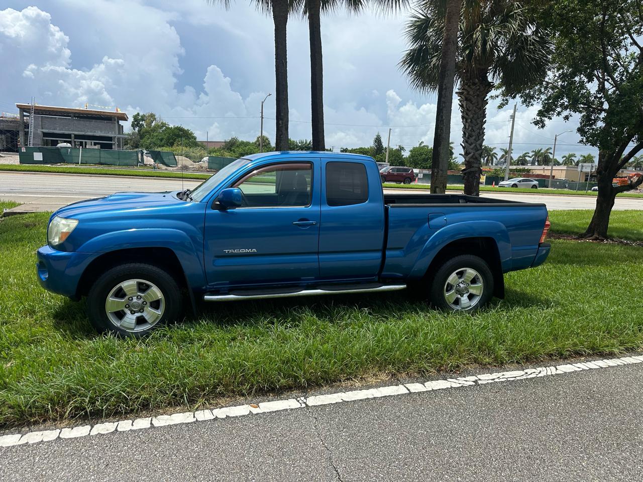 Toyota Tacoma PreRunner Access Cab V6 Manual 2WD 2005