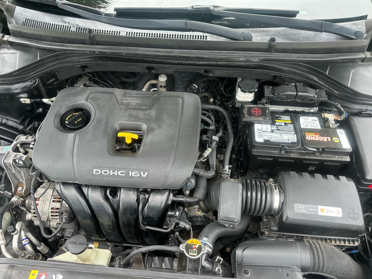 Hyundai Elantra SE 6AT 2018