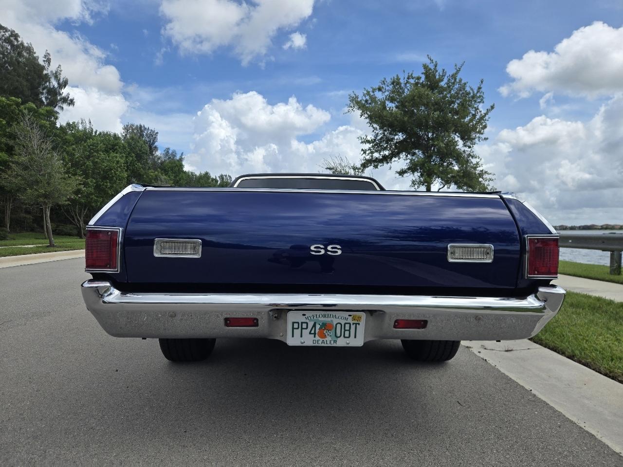 Chevrolet El Camino 2dr Pickup SS 1972