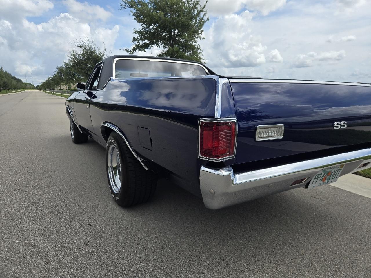 Chevrolet El Camino 2dr Pickup SS 1972