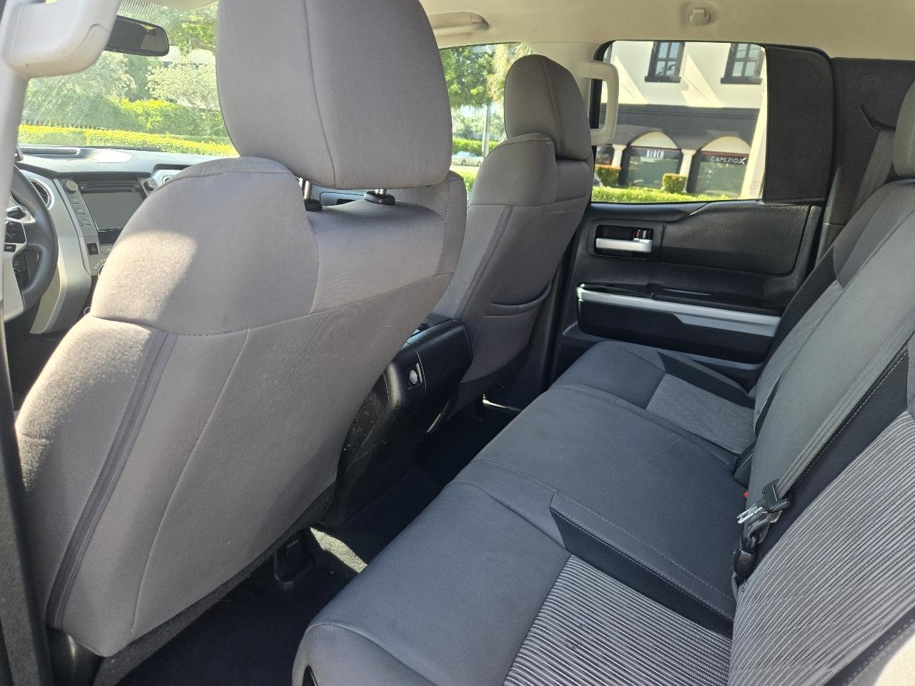 Toyota Tundra SR5 5.7L FFV V8 Double Cab 2WD 2016