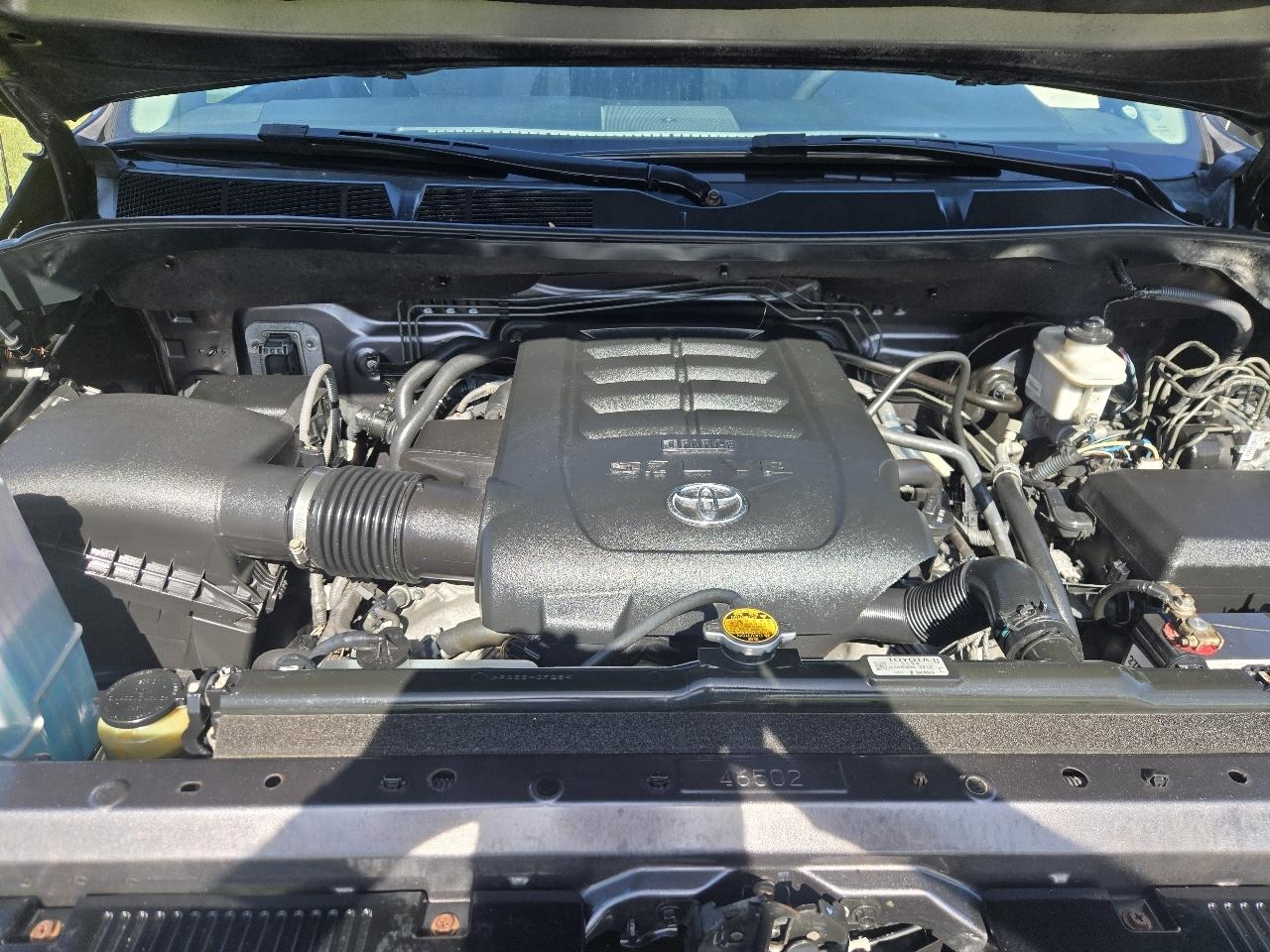 Toyota Tundra SR5 5.7L FFV V8 Double Cab 2WD 2016
