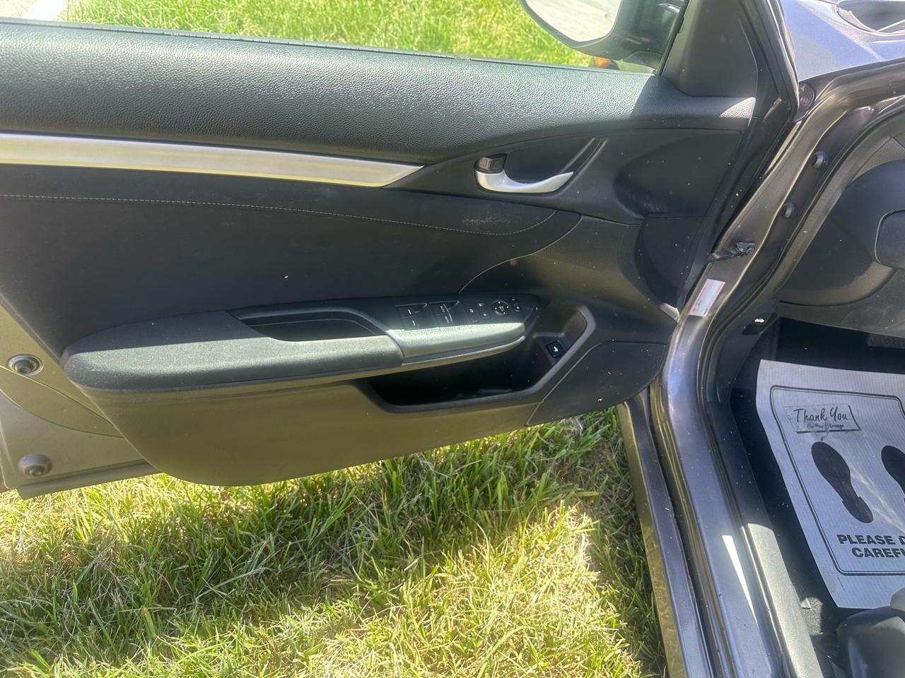 Honda Civic 2dr Cpe LX Auto 2016