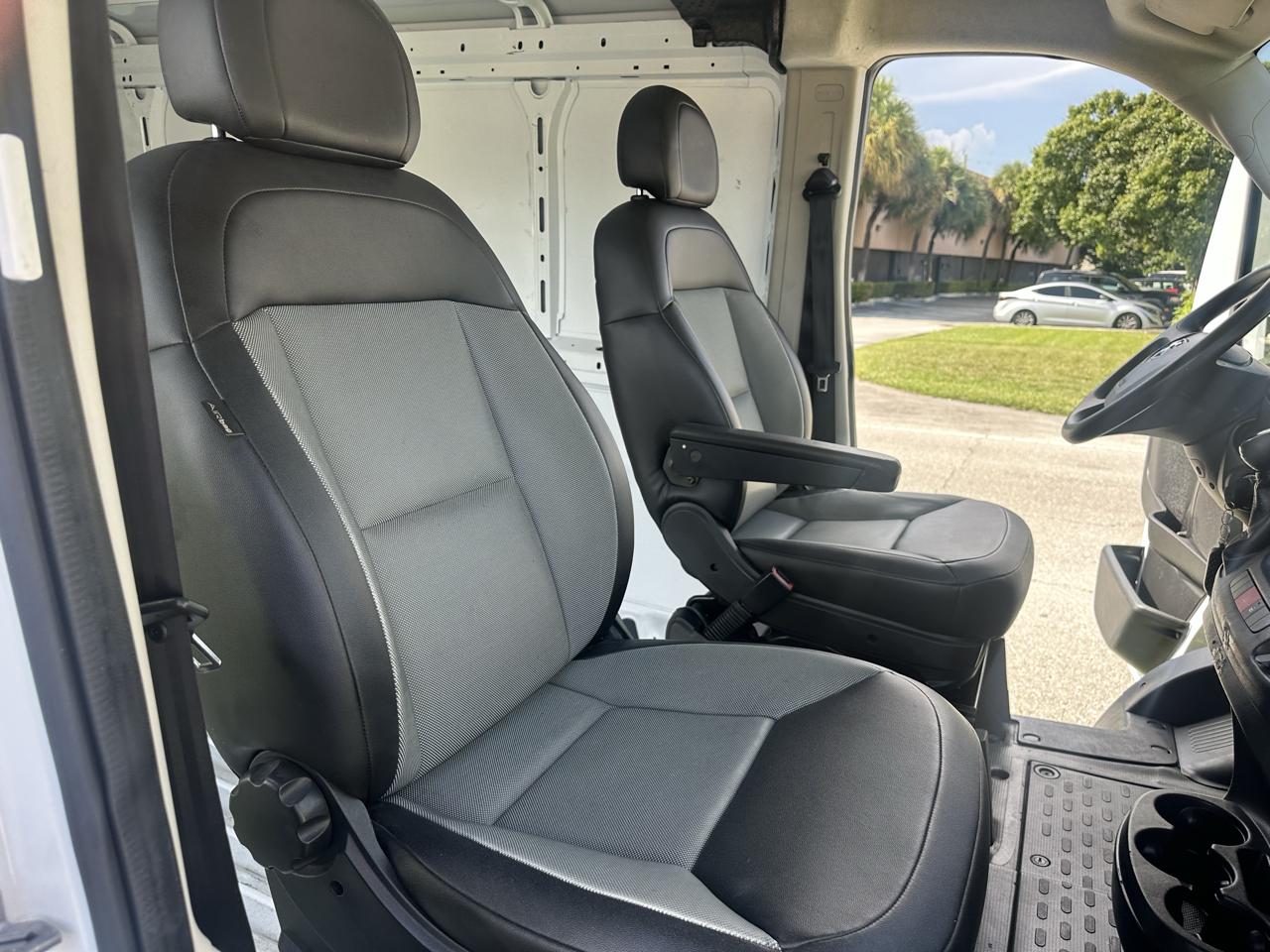 RAM Promaster 1500 Low Roof Tradesman 136-in. WB 2019
