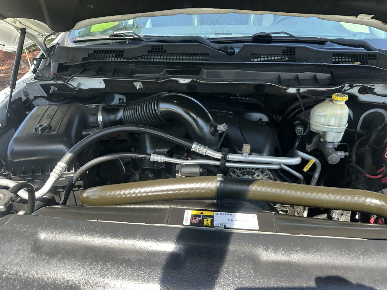 RAM 1500 Laramie Crew Cab SWB 4WD 2016