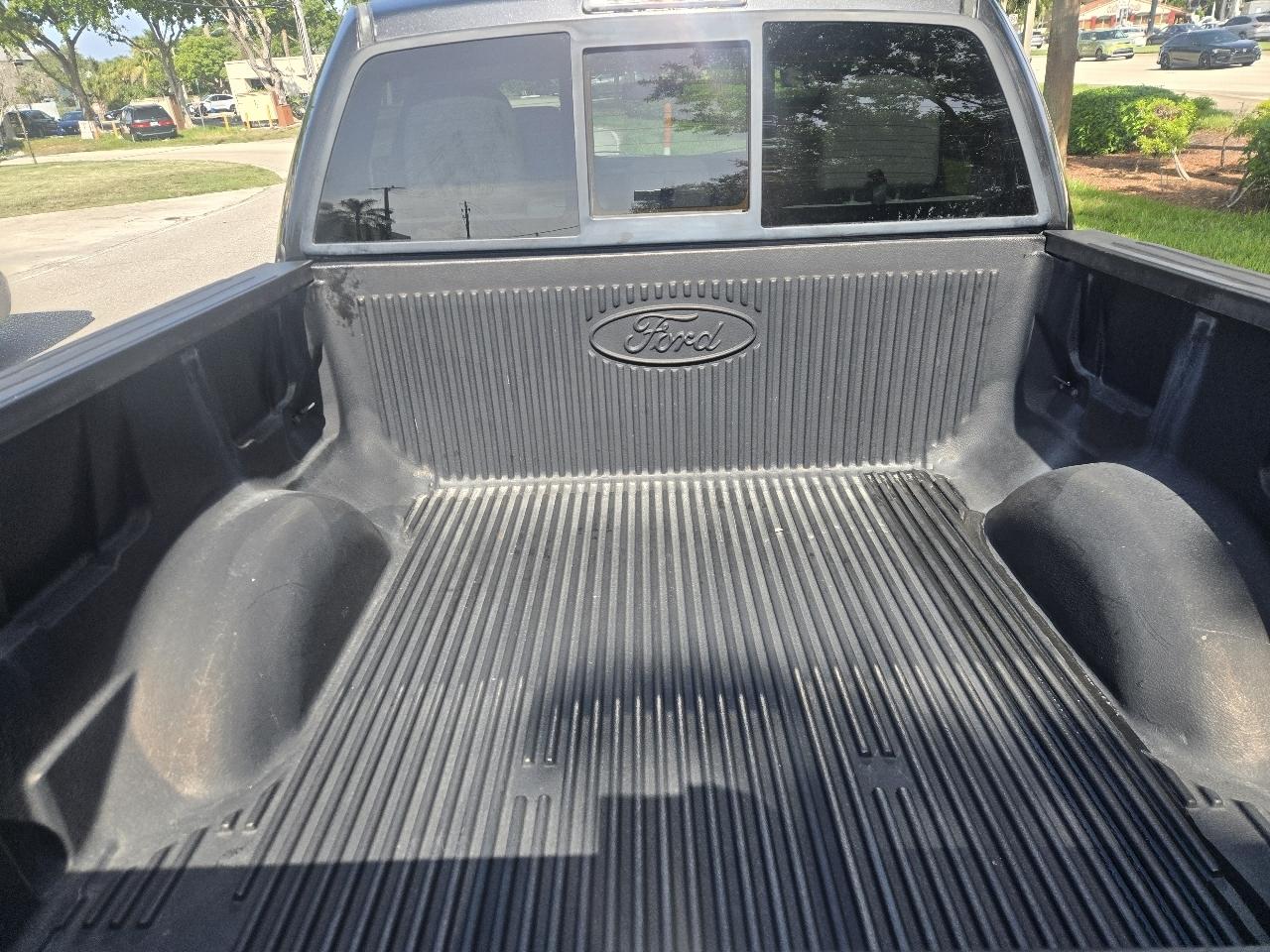 Ford F-150 2WD SuperCrew 139" XLT 2013