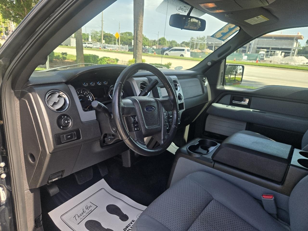 Ford F-150 2WD SuperCrew 139" XLT 2013