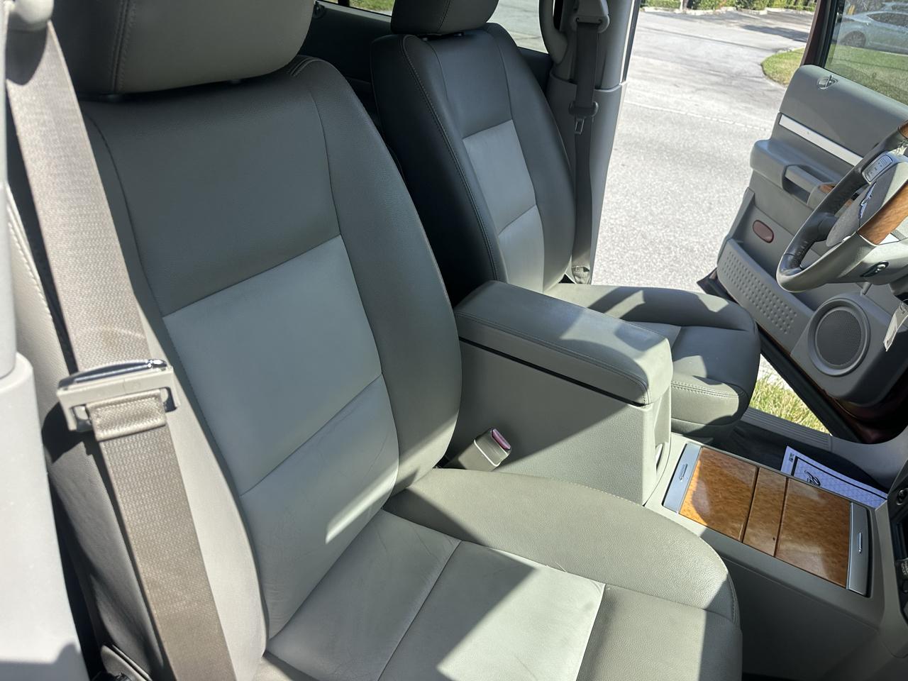 Chrysler Aspen Limited 2WD 2007