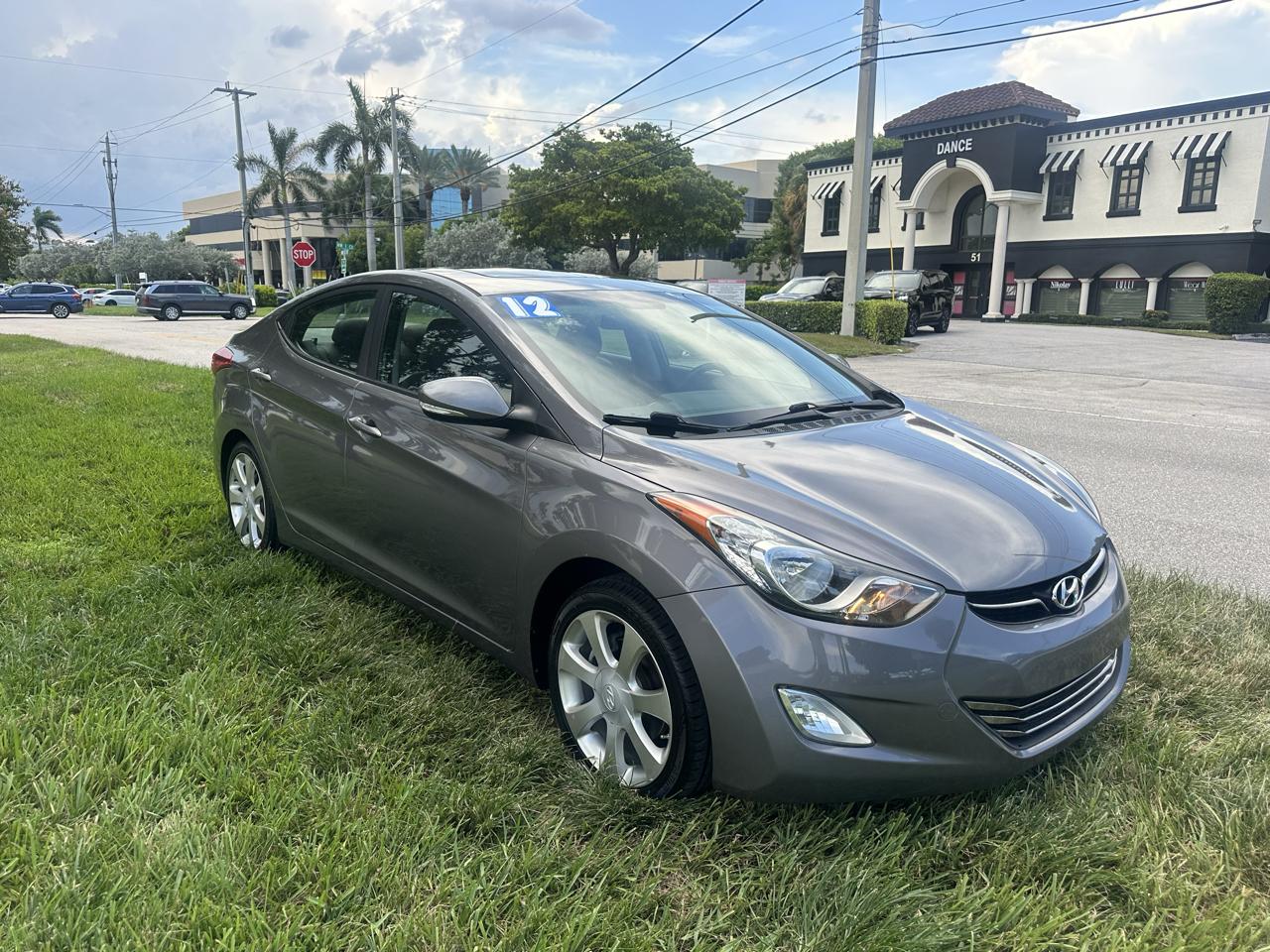Hyundai Elantra Limited 2012