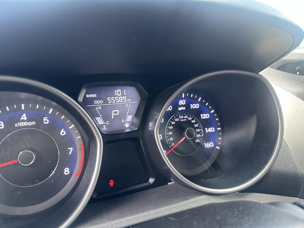 Hyundai Elantra Limited 2012