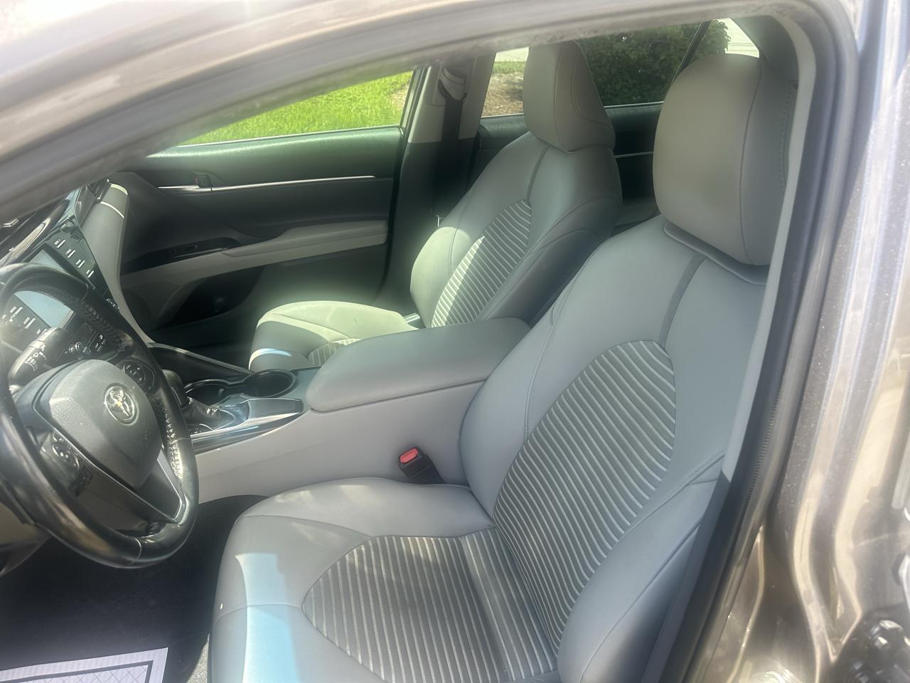 Toyota Camry XLE 2019