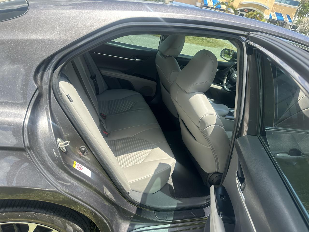 Toyota Camry XLE 2019