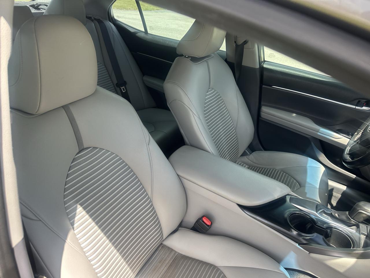 Toyota Camry XLE 2019
