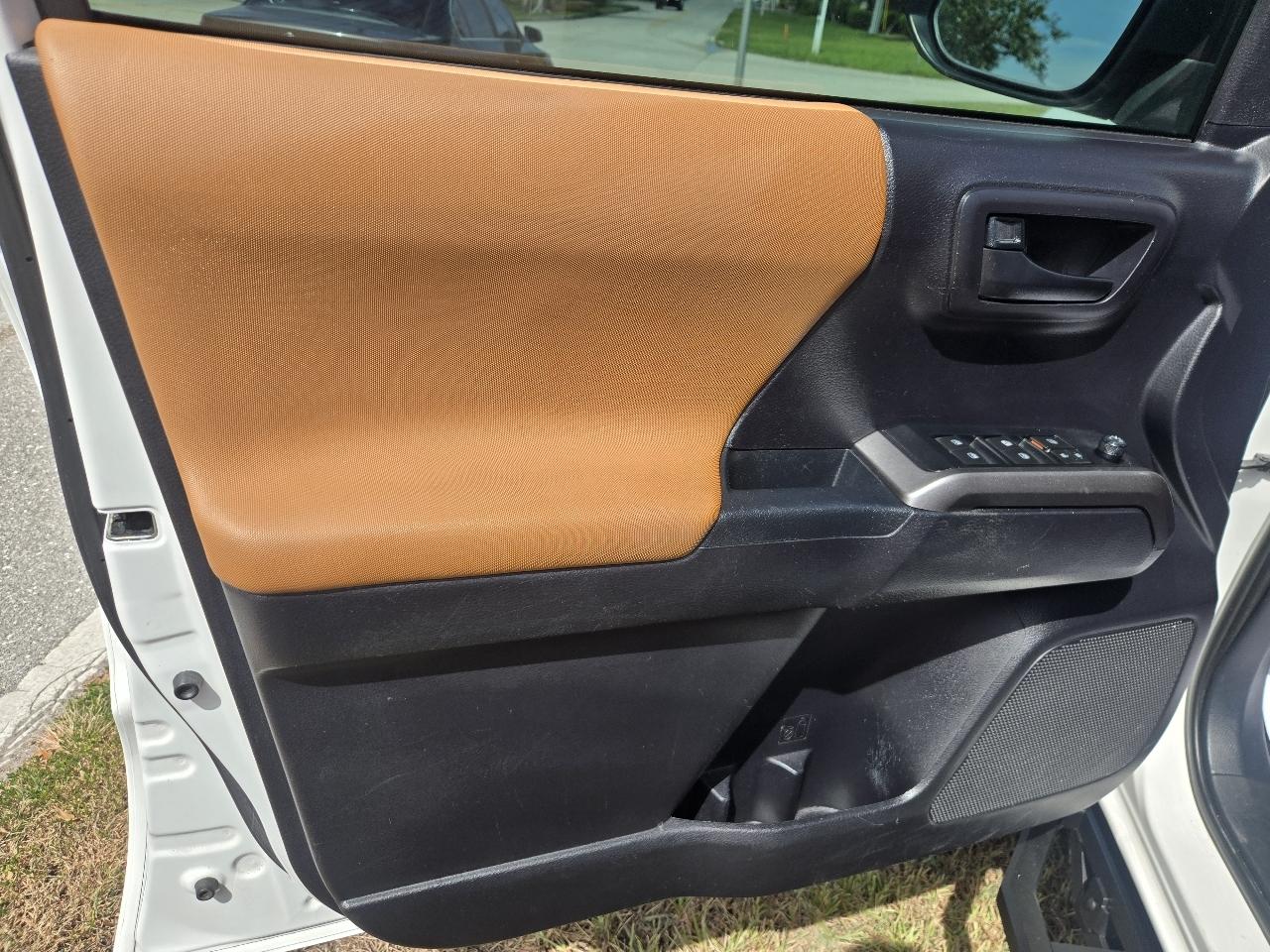 Toyota Tacoma SR5 Double Cab 2020