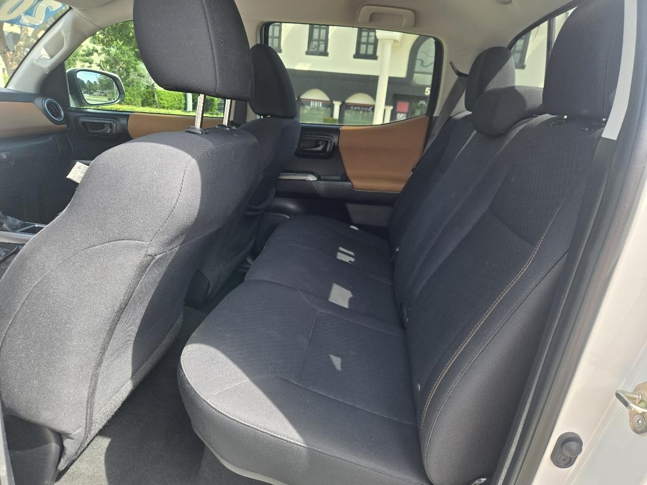 Toyota Tacoma SR5 Double Cab 2020