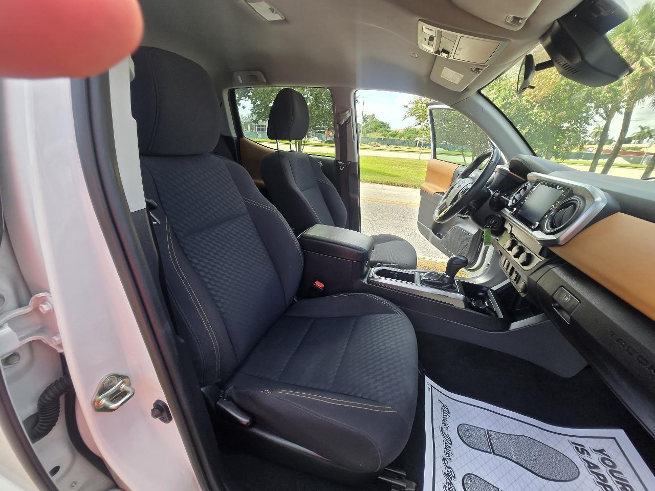 Toyota Tacoma SR5 Double Cab 2020