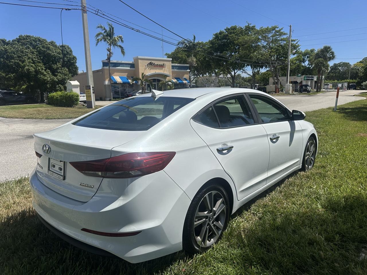 Hyundai Elantra Limited 2017