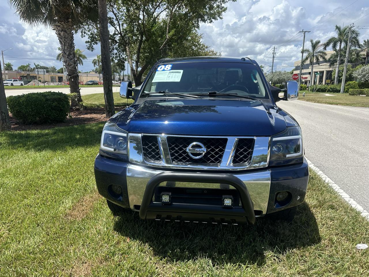 Nissan Titan LE King Cab 4WD SWB 2008