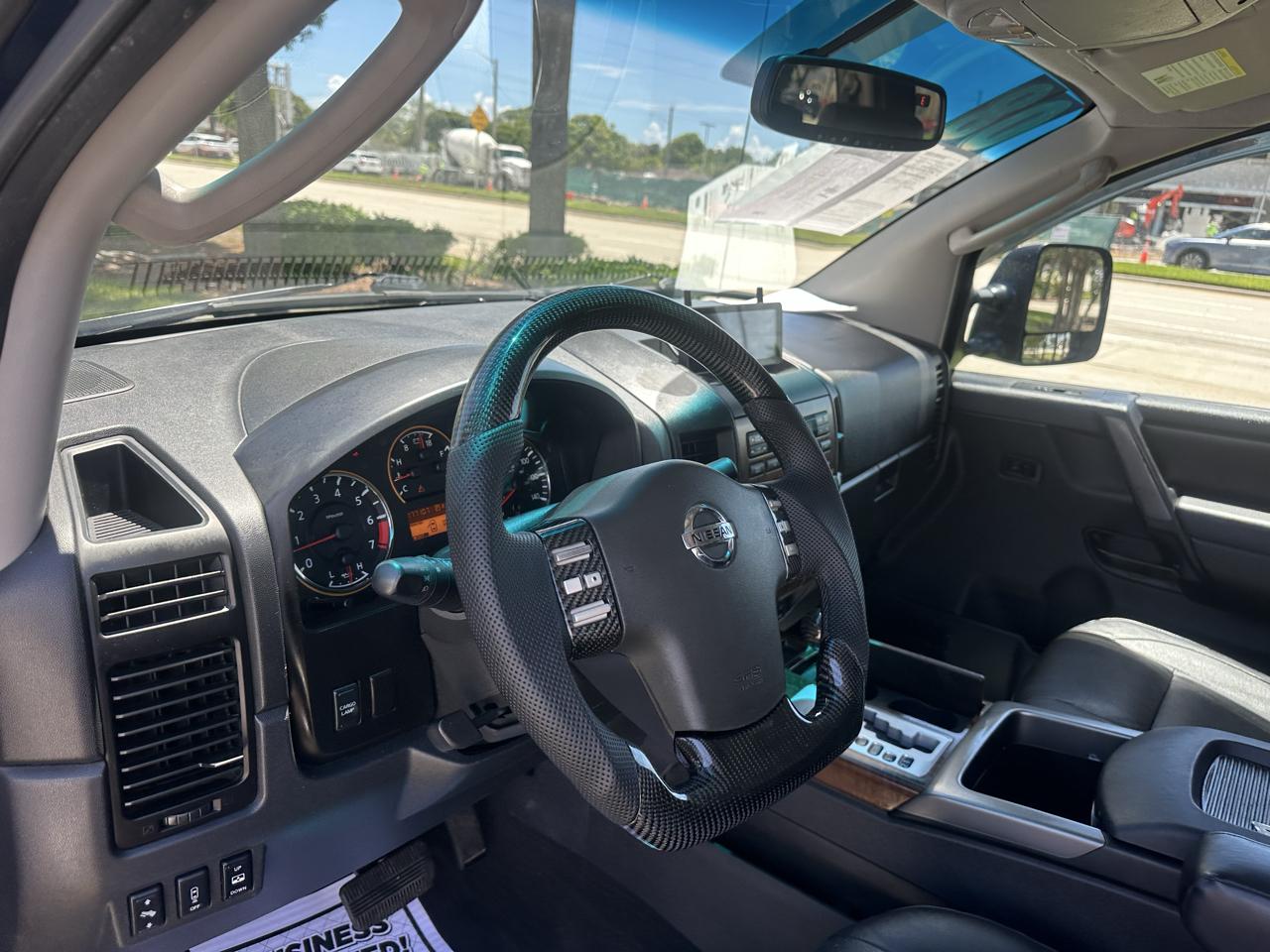 Nissan Titan LE King Cab 4WD SWB 2008