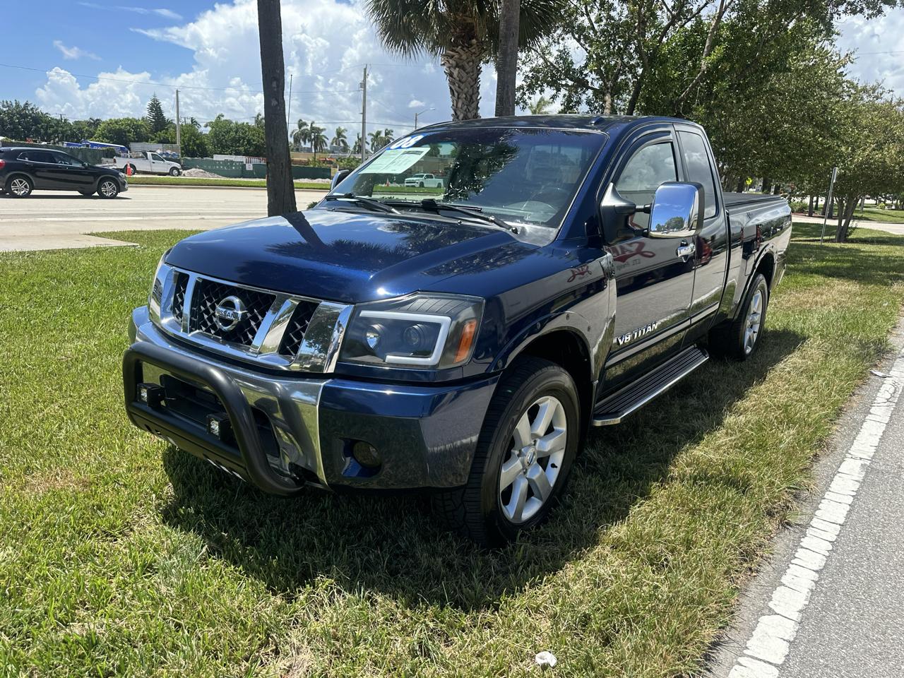 Nissan Titan LE King Cab 4WD SWB 2008