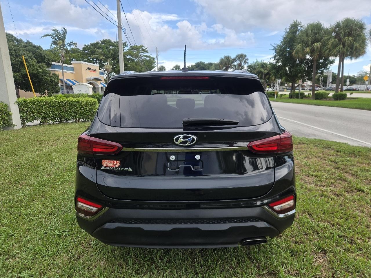 Hyundai Santa Fe SE 2.4 2019