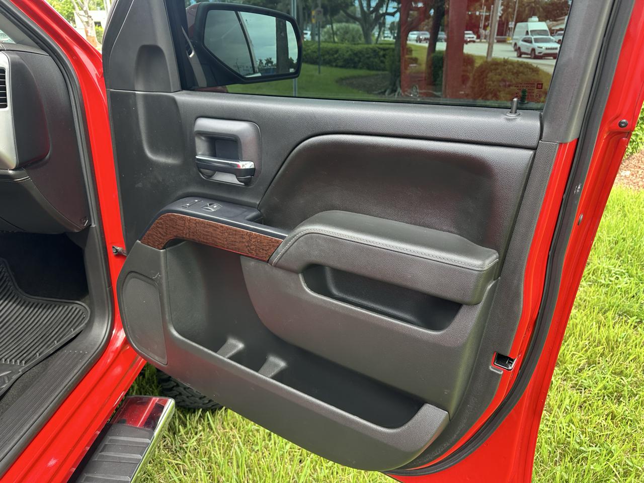 GMC Sierra 1500 4WD Crew Cab 143.5" SLE1 2016