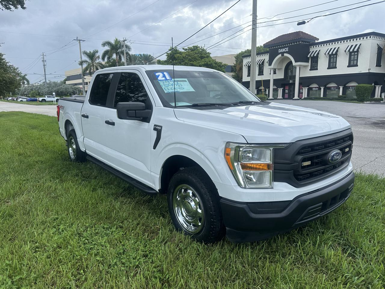Ford F-150 2WD SuperCrew 157" XL 2021