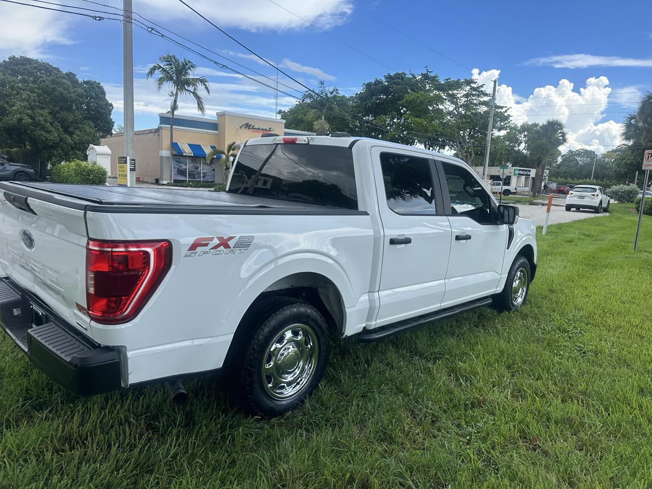 Ford F-150 2WD SuperCrew 157" XL 2021