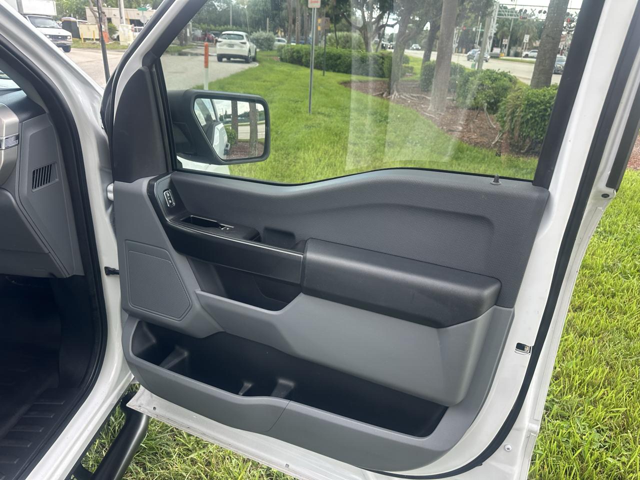 Ford F-150 2WD SuperCrew 157" XL 2021