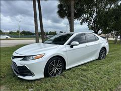 2023 Toyota Camry Hybrid 
