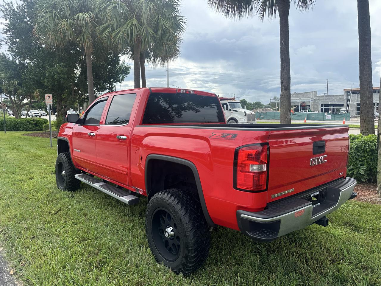 GMC Sierra 1500 4WD Crew Cab 143.5" SLE 2016