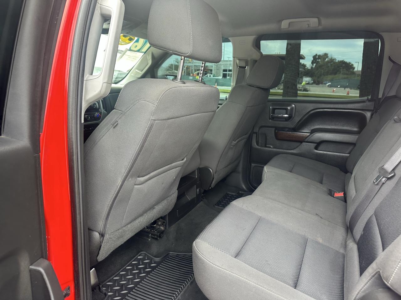 GMC Sierra 1500 4WD Crew Cab 143.5" SLE 2016