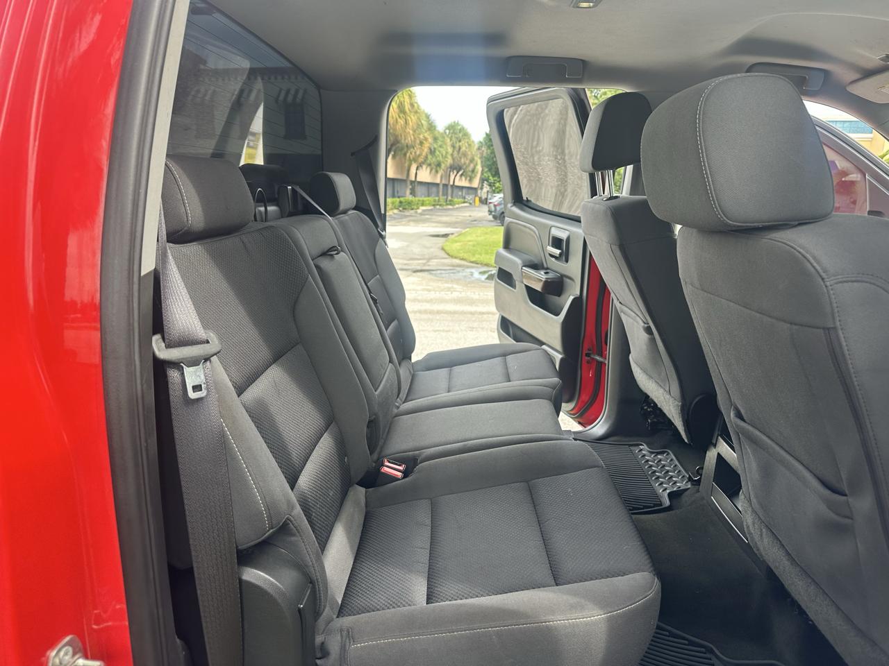 GMC Sierra 1500 4WD Crew Cab 143.5" SLE 2016