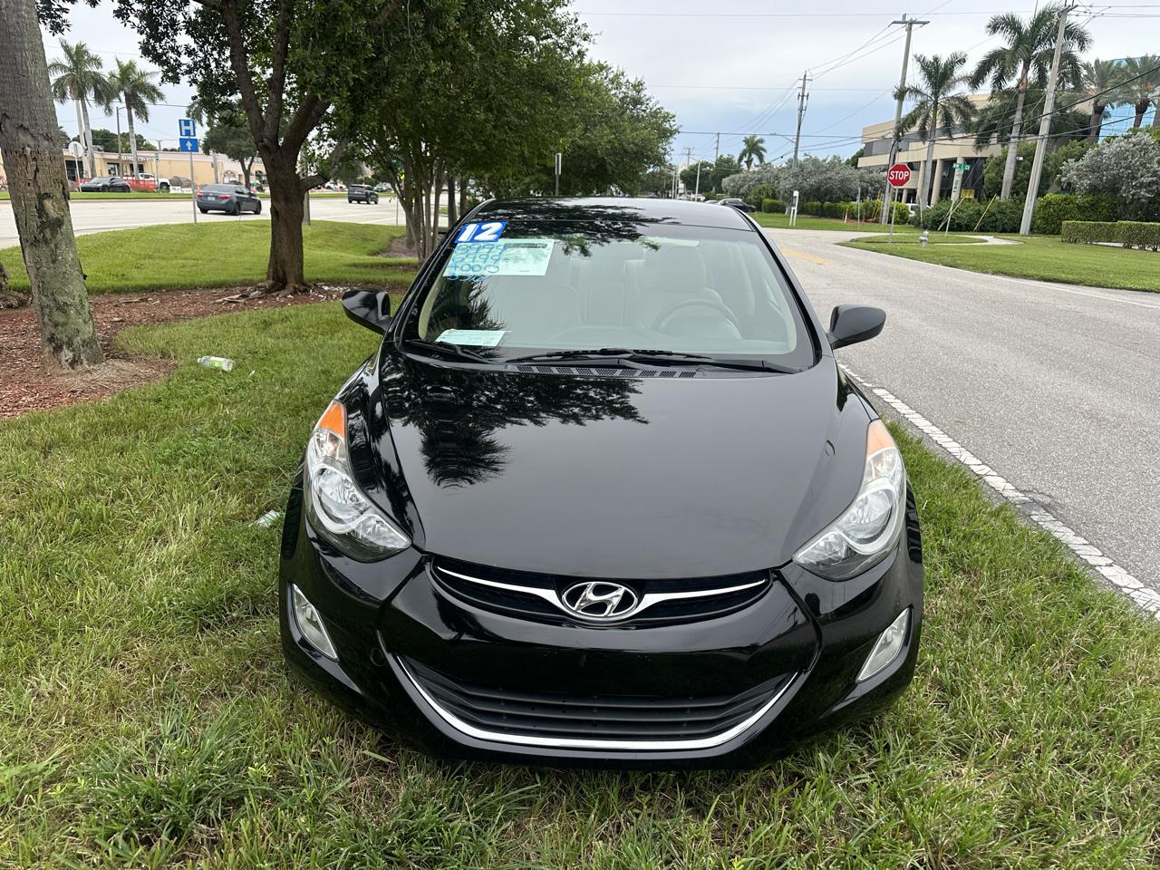 Hyundai Elantra Limited 2012