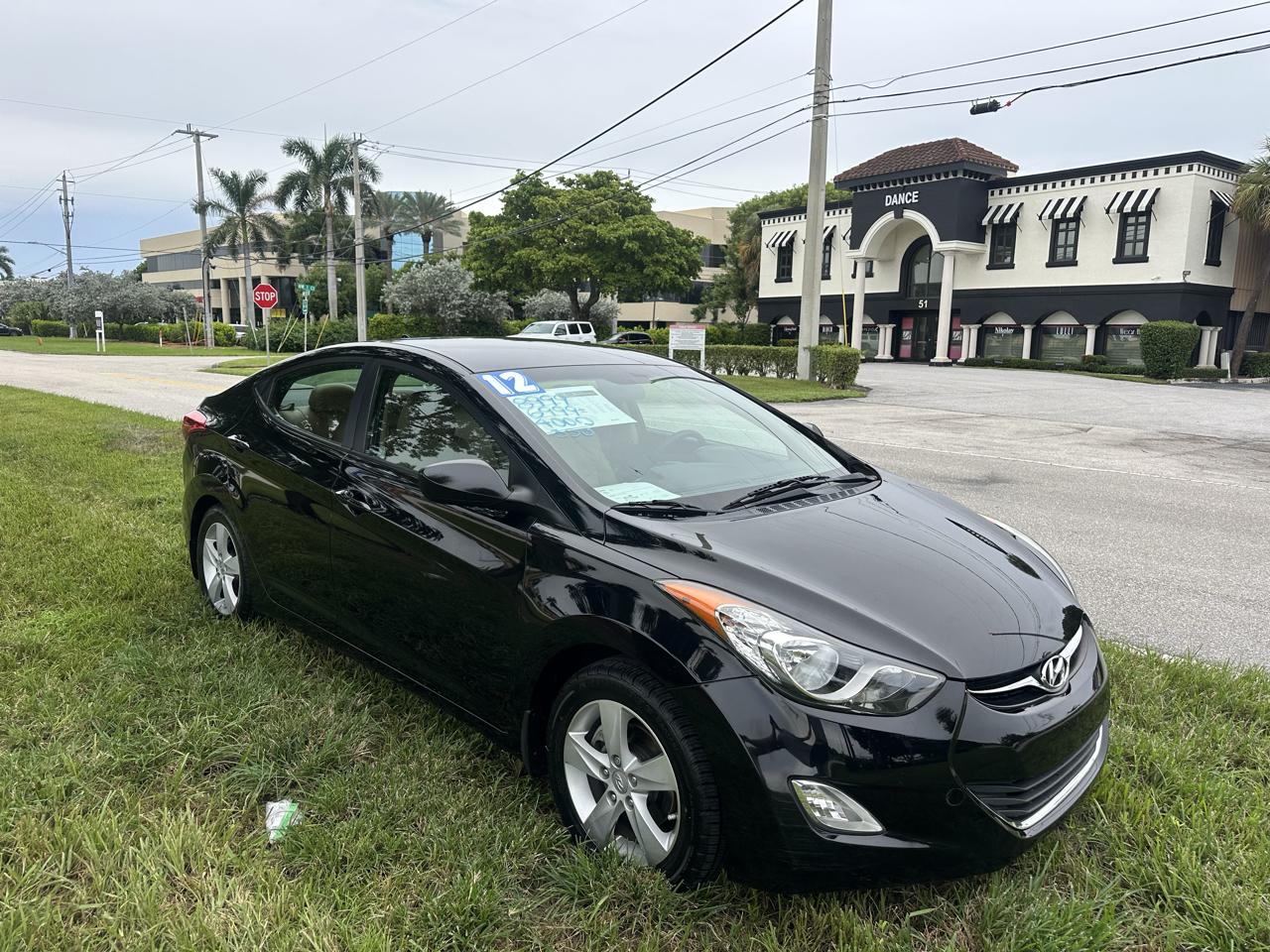 Hyundai Elantra Limited 2012