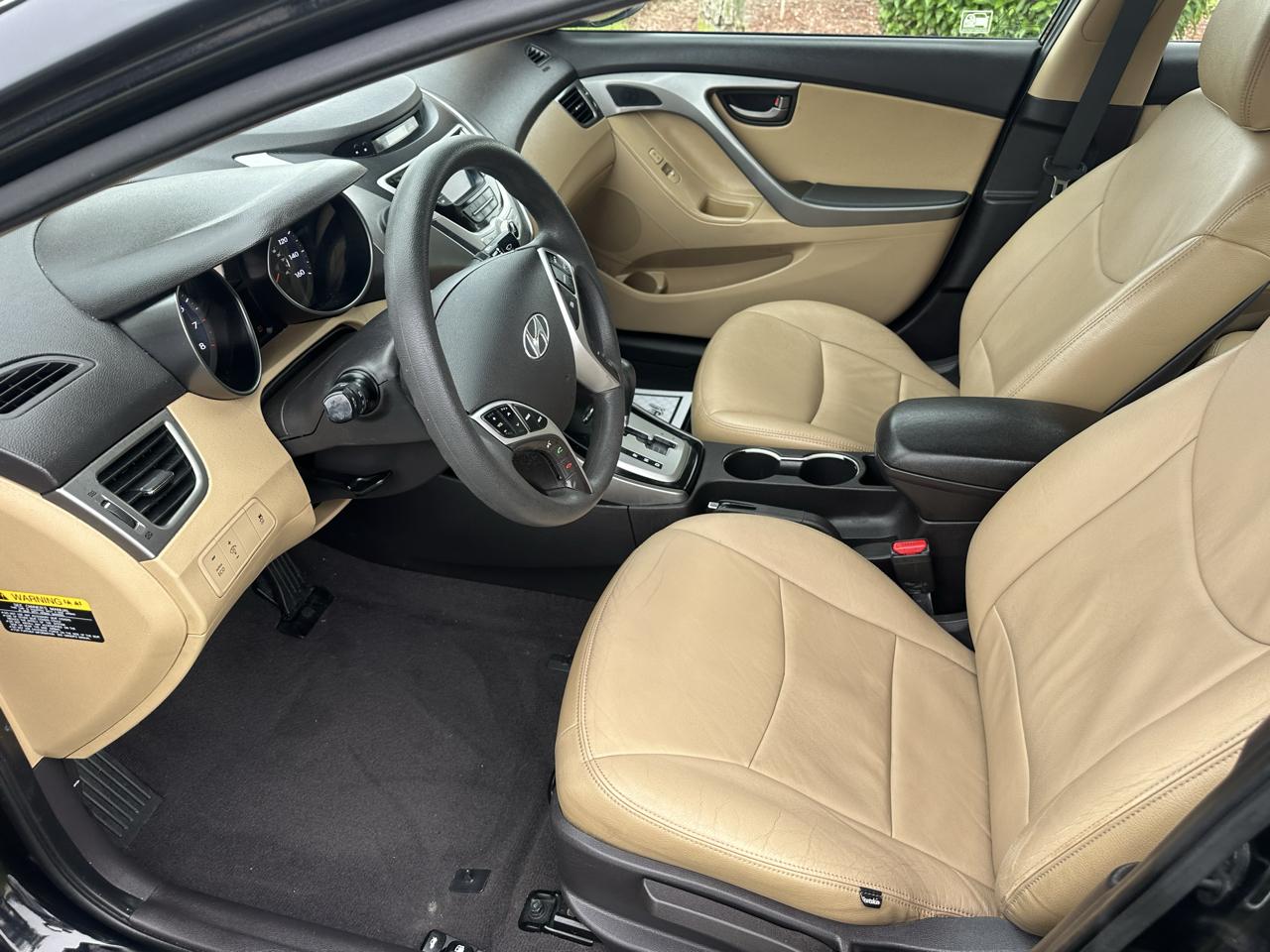 Hyundai Elantra Limited 2012